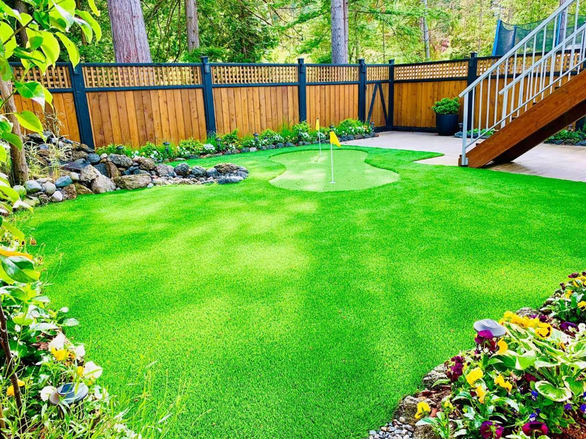 A Cozy Family Get Away Suite In South Nanaimo Exterior photo